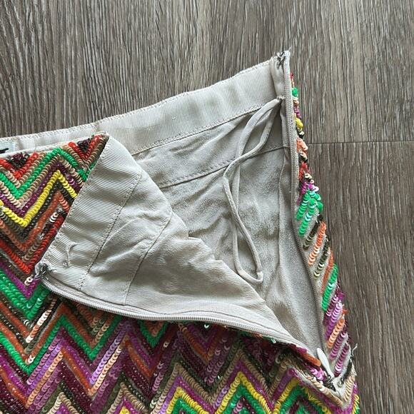 Haute Hippie Multi Color Sequin Mini Skirt Size Small 100% Silk - Picture 3 of 6